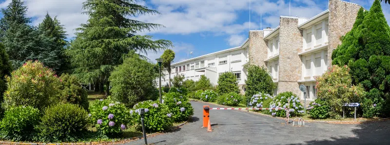 Escola Oficial Náutico Pesqueira de Ferrol - Centro de formación profesional en Ferrol - foto 2
