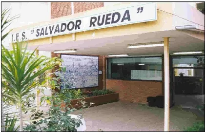 I.E.S. Salvador Rueda - Instituto de secundaria en Vélez-Málaga - foto 2
