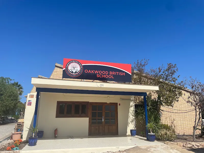Oakwood British School - Escuela de enseñanza general en Benidorm - foto 2