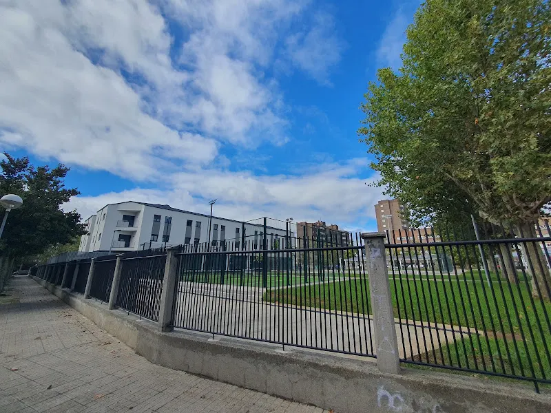 Colegio Mayor Universitario "La Tebaida" - Residencia de estudiantes en Ponferrada - foto 2