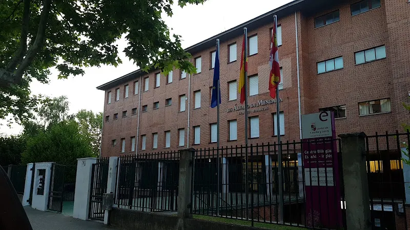 IES Álvaro de Mendaña - Instituto de secundaria en Ponferrada - foto 2