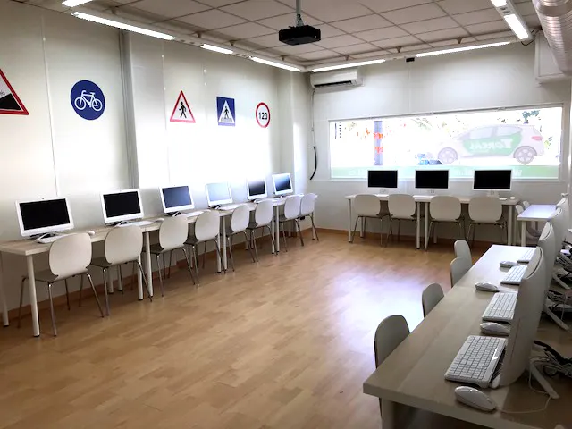 Torcal Formación - Estepona | Autoescuela - Estepona