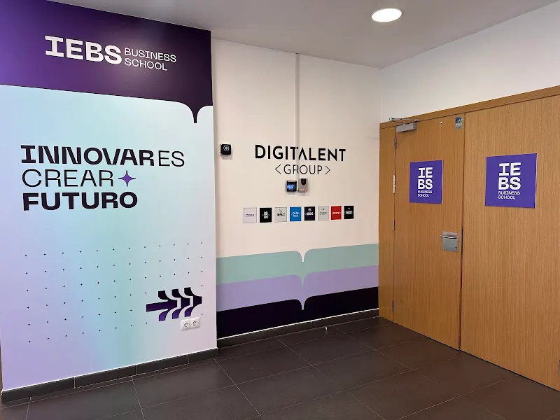 IEBS Business School - Universidad privada en Viladecans - foto 2