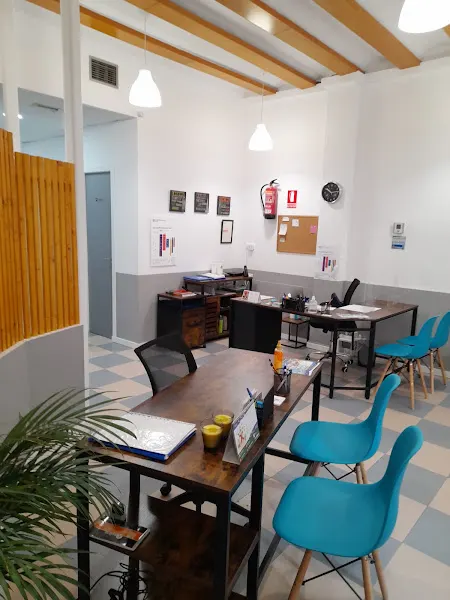 Academia Molière Castelldefels - Academia de idiomas en Castelldefels - foto 2