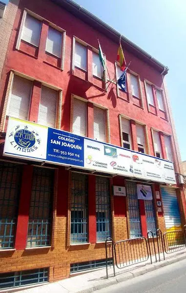 SCA Colegio San Joaquín - Escuela de enseñanza general en Linares - foto 2
