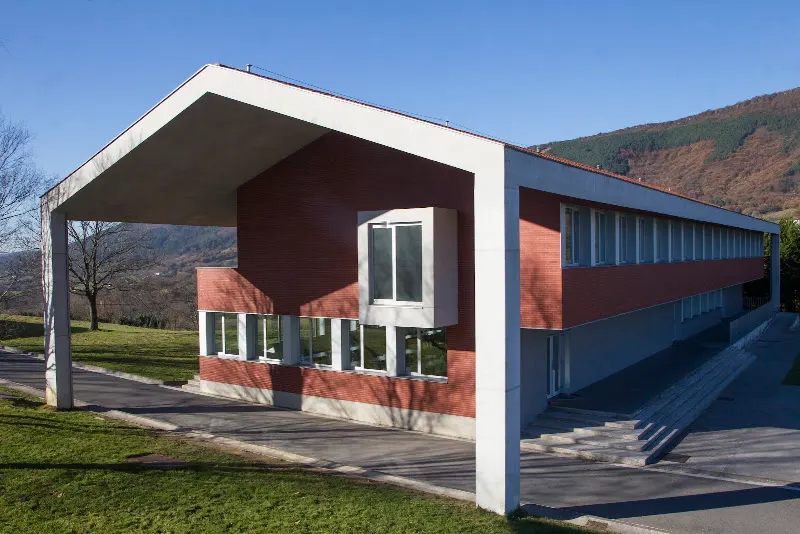 Erain·Eskibel: Colegio concertado [Irún] - Colegio concertado en Oiartzun - foto 3