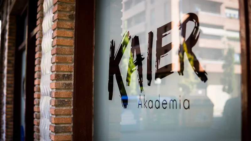 KAIER Akademia - Centro de refuerzo escolar en Irún - foto 2