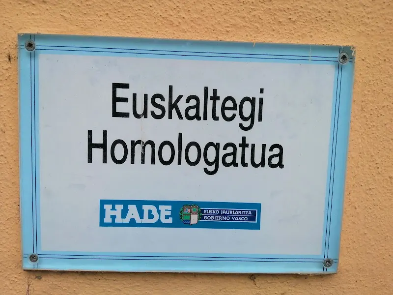 Herri Jakintza Euskaltegia