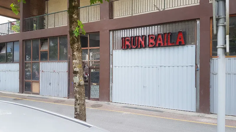 Irun baila