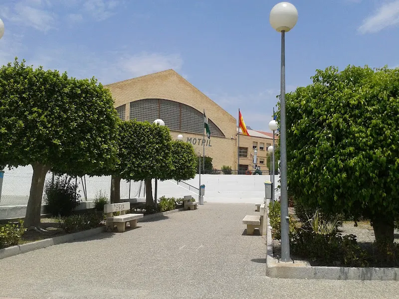 I.E.S LA ZAFRA - Centro de educación secundaria en Motril - foto 2