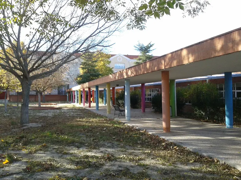 Escuela Oficial de Idiomas de Aranjuez - Academia de idiomas en Aranjuez - foto 2