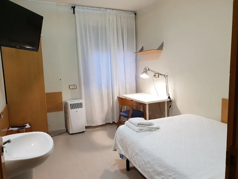 Residencia Estudiantes Oscense - Residencia de estudiantes en Huesca - foto 3