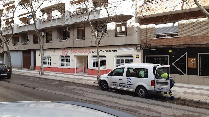 EmocioNNA - Guardería en Puertollano - foto 2