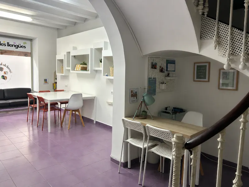 RAVAL DE LES LLENGÜES - Vila-real