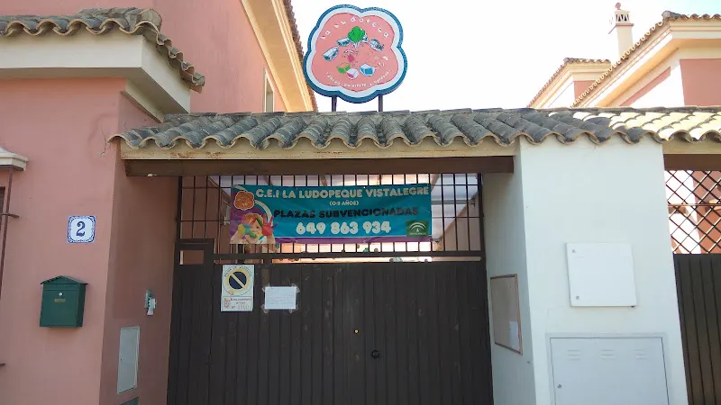 Centro de Educación Infantil La Ludopeque Vistalegre - Centro de educación preescolar en Utrera - foto 2