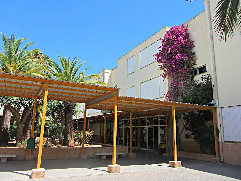 Institut d'Educació Secundària Isidor Macabich - Centro de educación secundaria en Eivissa - foto 2