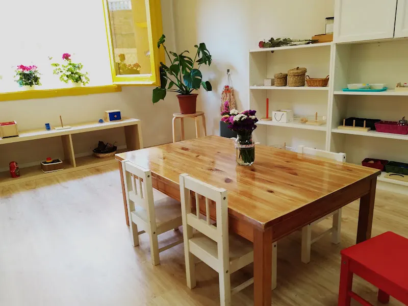 L’escoleta de la Vila: Montessori Esplugues - Esplugues de Llobregat