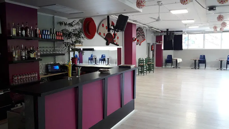 Escuela de baile Standard Latino - Esplugues de Llobregat