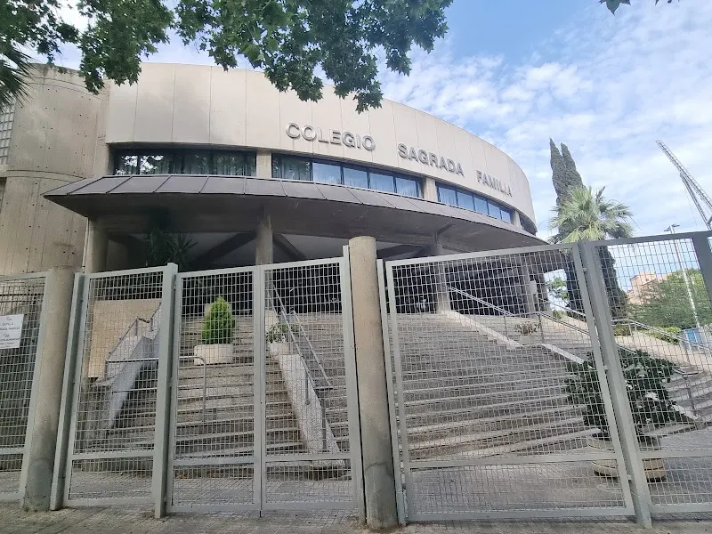 Colegio Sagrada Família - Institución educativa en Gavà - foto 2