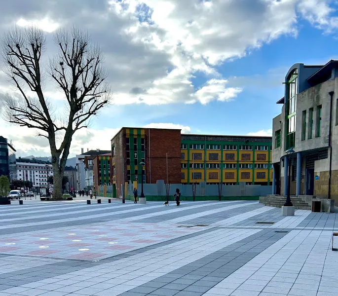 CEIP Eulalia Alvarez Lorenzo - Colegio público en Langreo - foto 2