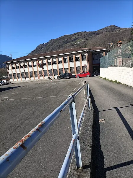 Colegio Público La Perea - Ablaña - Colegio público en Mieres - foto 2