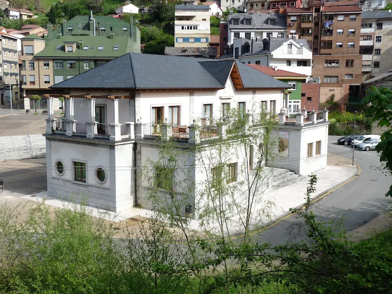 Ateneo de Turón - Centro cultural en Mieres - foto 2