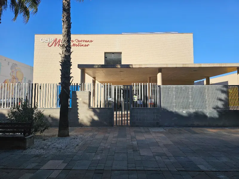 CEIP Maestro Serrano - María Moliner - Centro educativo en Mislata - foto 2