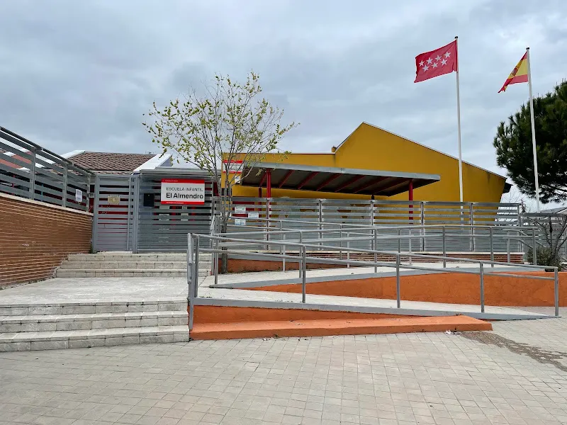 Escuela de Educación Infantil El Almendro - Colmenar Viejo