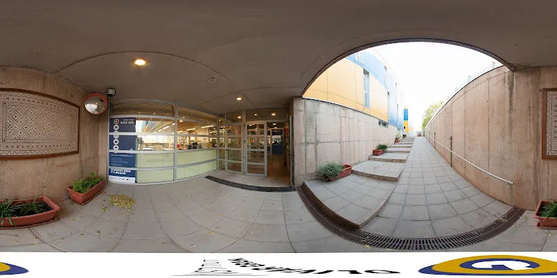 Instituto Público Olivar Gran - Instituto de secundaria en Figueres - foto 2