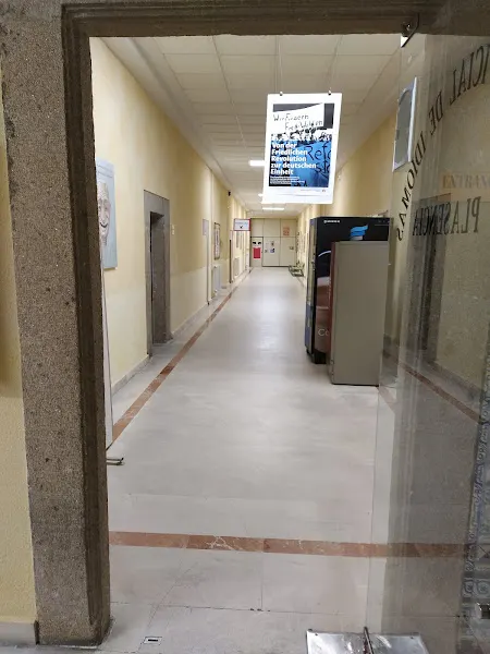 Escuela Oficial de Idiomas de Plasencia - Plasencia