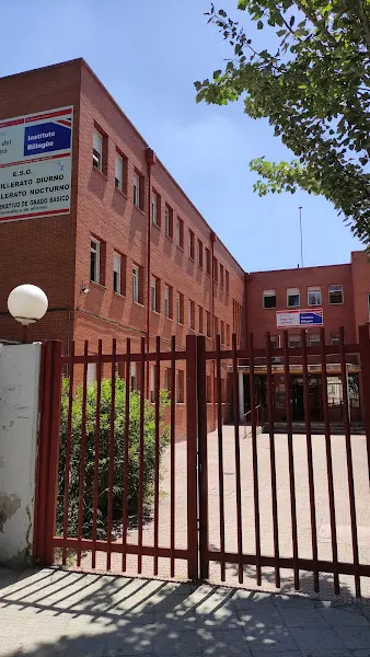 IES Vega del Jarama - Instituto de secundaria en San Fernando de Henares - foto 2