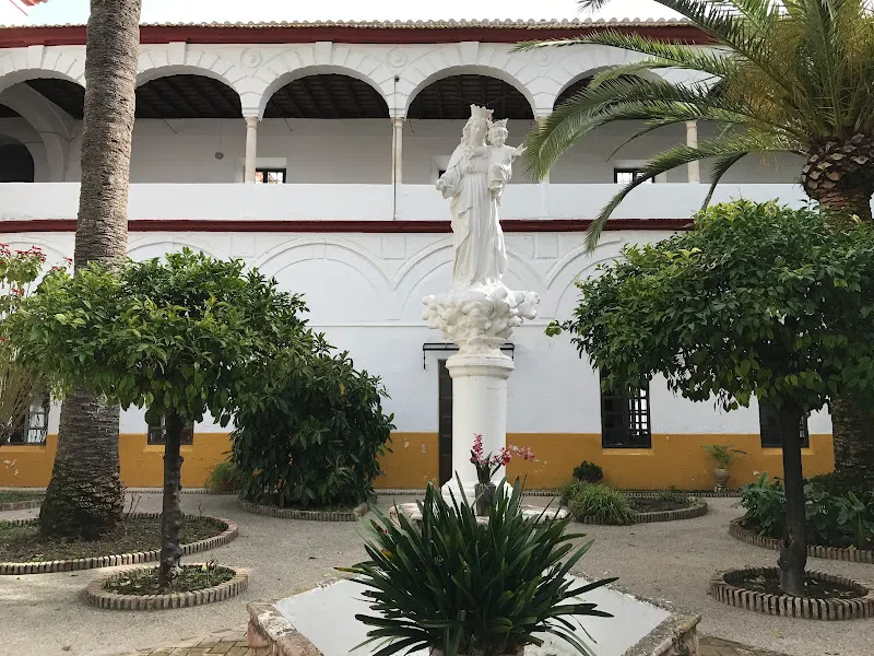 I.E.S. Luis Vélez de Guevara - Instituto de secundaria en Écija - foto 2