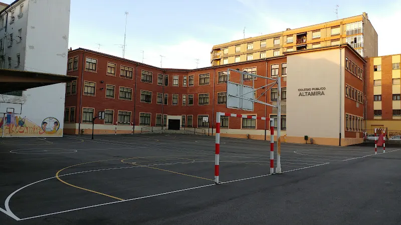 Escuela de Educación Infantil Nuestra Señora de Altamira - Guardería en Miranda de Ebro - foto 3