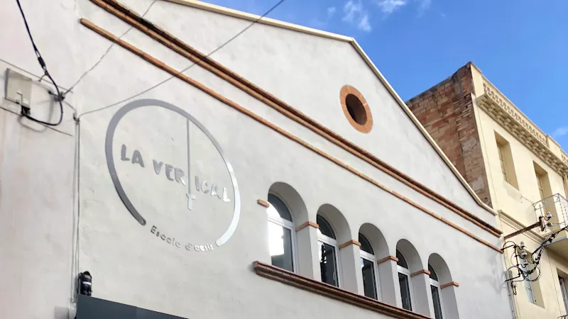 La Vertical Escuela de aéreos - Circo en Vilafranca del Penedes - foto 2