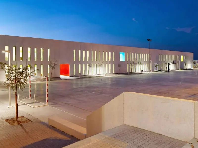 IES Pou Clar - Instituto de secundaria en Ontinyent - foto 2