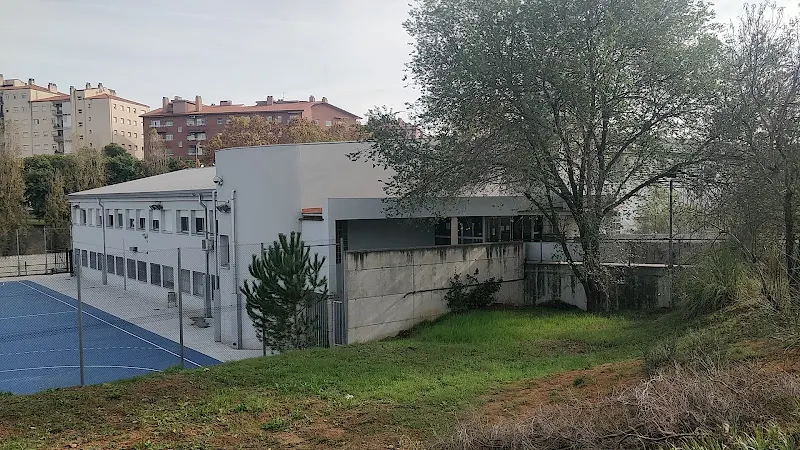 Institut Can Mas - Instituto de secundaria en Hospitalet de Llobregat (L) - foto 2