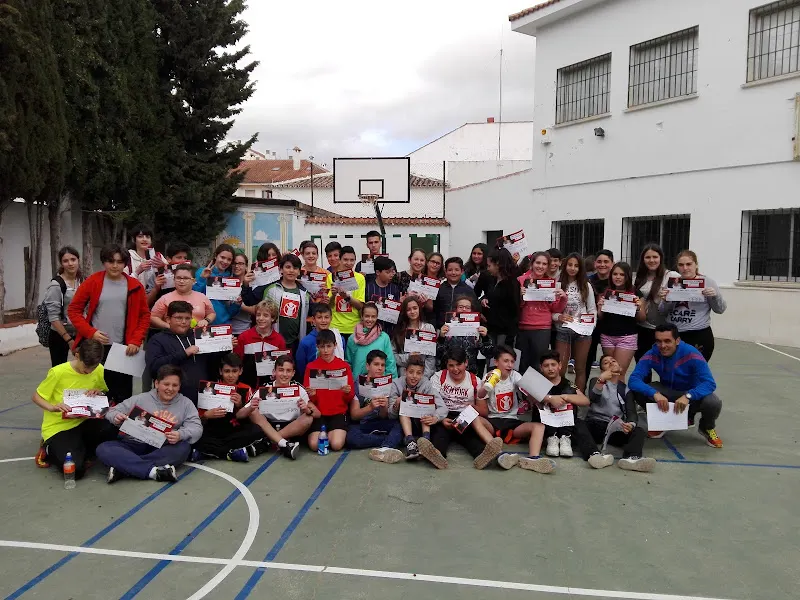 Instituto De Educación Secundaria Ies Profesor Gonzalo Huesa - Instituto de secundaria en Ronda - foto 2
