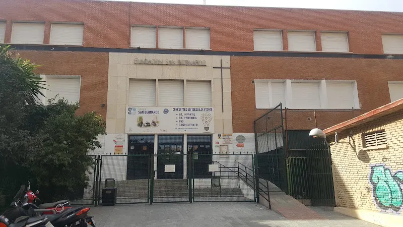Colegio San Bernardo - Colegio concertado en Madrid - foto 2