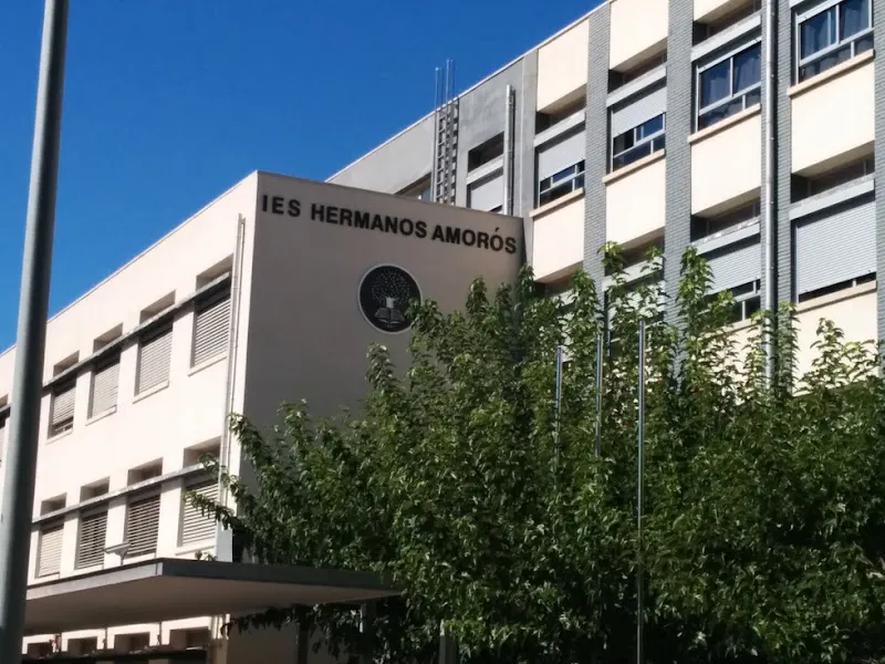 IES Hermanos Amorós - Villena