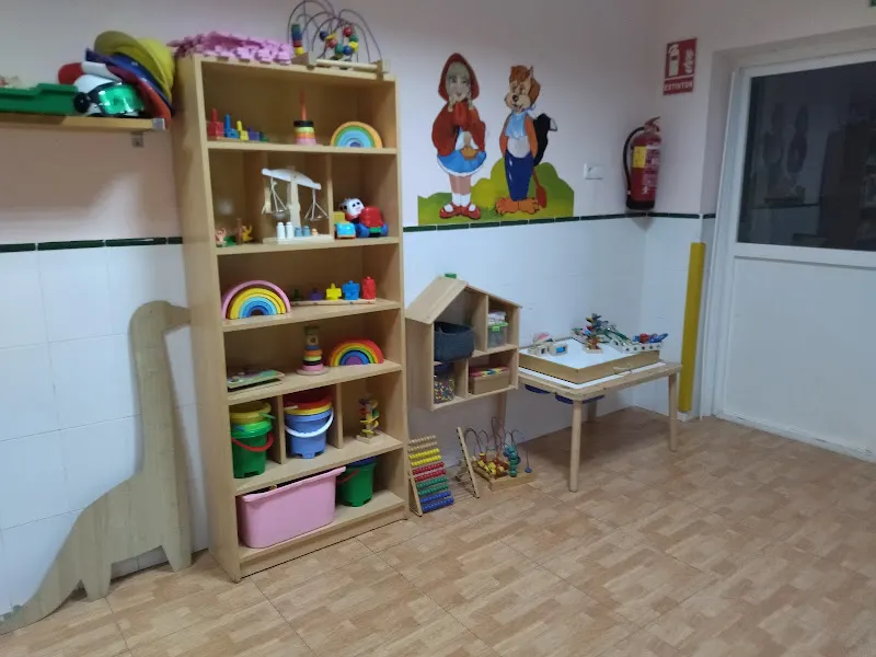 Escuela Infantil Los Lunnys - Guardería en Mazarrón - foto 2