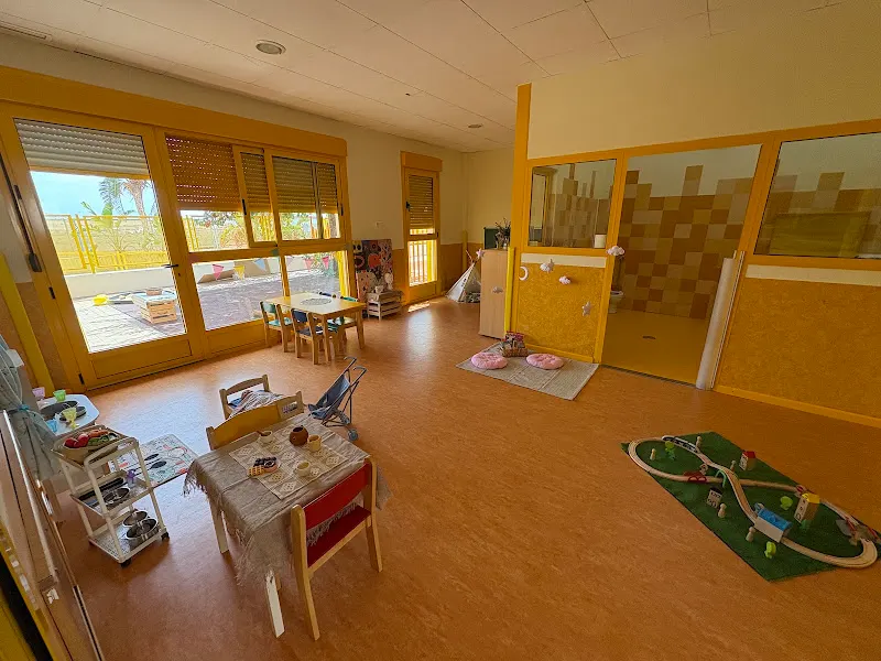 CAI ESCUELA INFANTIL LOS LUNNYS - Guardería en Mazarrón - foto 2