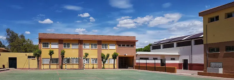 IES Gerald Brenan - Instituto de secundaria en Alhaurin de la Torre - foto 2