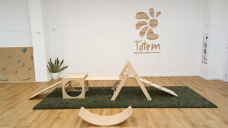 Tótem Espacio Infantil - Centro de educación preescolar en Burriana - foto 2