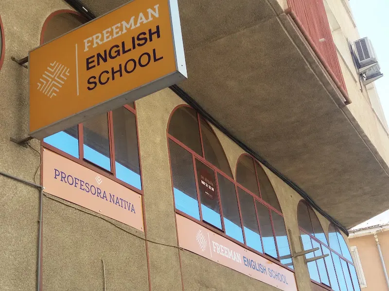 English School Petrer - Centro educativo en Petrer - foto 2