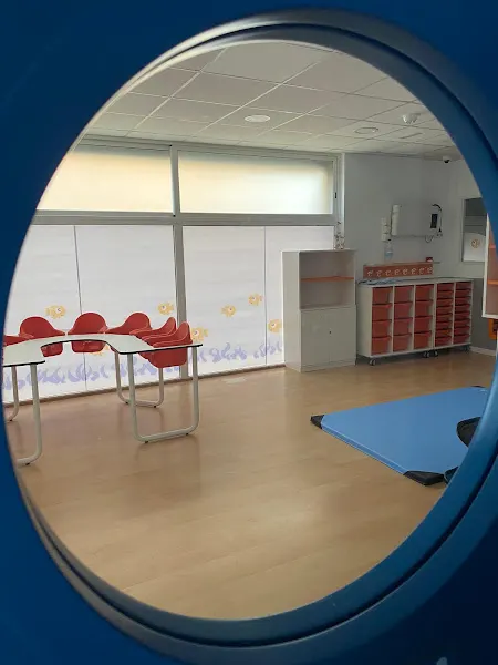 Escuela Infantil Nemomarlin Montcada - Guardería en Hospitalet de Llobregat (L) - foto 3