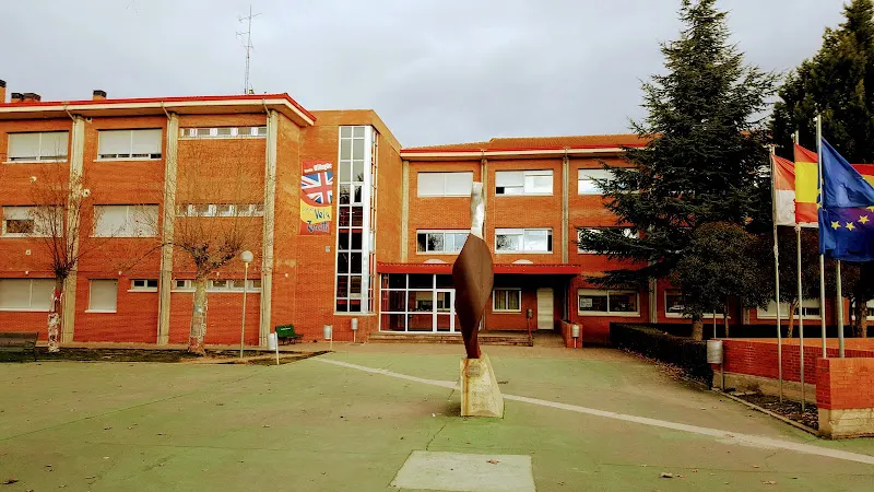 IES Vela Zanetti - Instituto de secundaria en Aranda de Duero - foto 2
