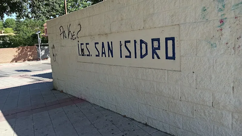 IES San Isidro - Instituto de secundaria en Azuqueca de Henares - foto 2