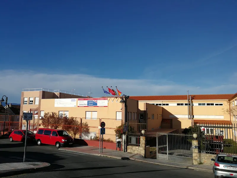 IB Cañada Real - Instituto de secundaria en Galapagar - foto 2