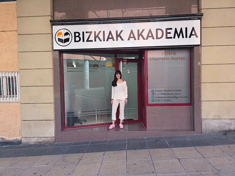 Bizkiak Akademia Leioa