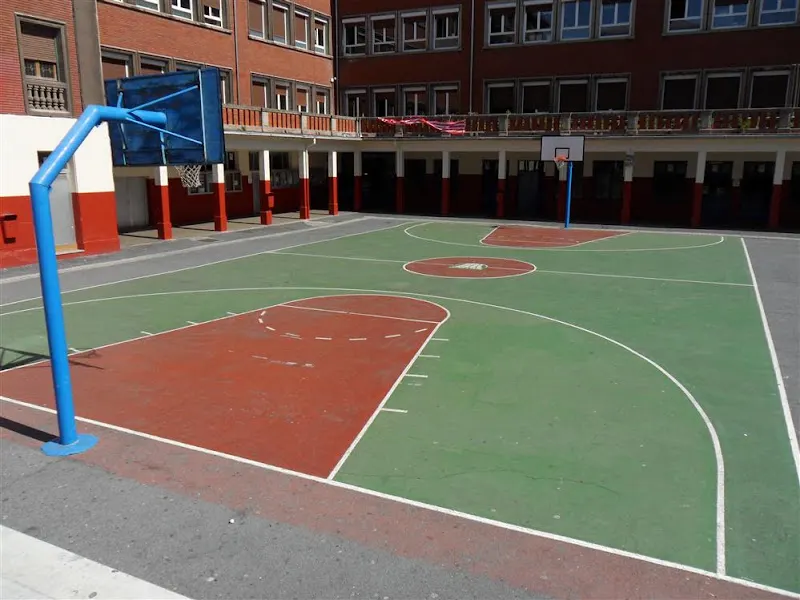 Begoñako Andra Mari Ikastetxea - Colegio La Salle Sestao - Centro educativo en Sestao - foto 2
